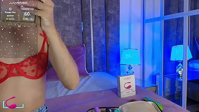 MaxiRogers online show from 20, 11, 2025