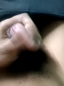 Snapshot of AloneDick chatting on 18, 12, 2024 AloneDick online show from 18, 12, 2024