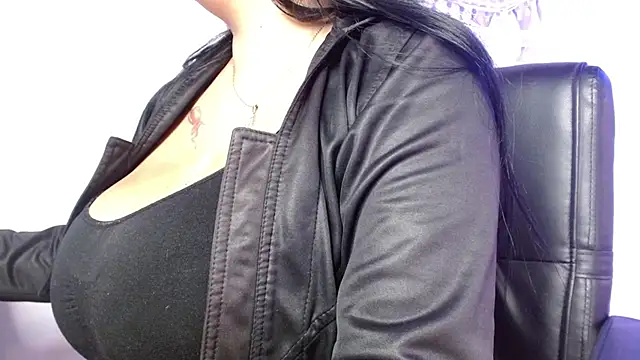 Snapshot of violletha chatting on 9, 5, 2026 violletha online show from 9, 5, 2026