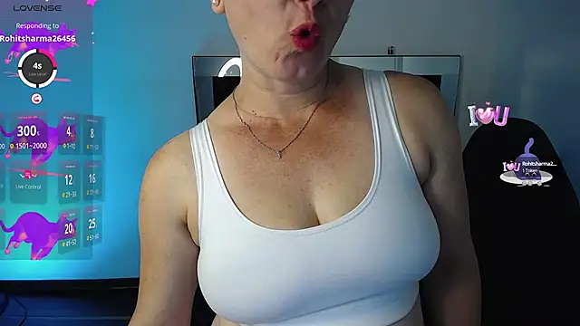 Snapshot of milly_sanchez chatting on 9, 3, 2025 milly sanchez online show from 9, 3, 2025