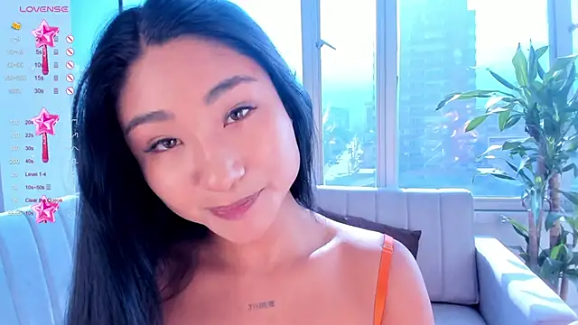 Snapshot of Megan_Lim chatting on 17, 1, 2025 Megan Lim online show from 17, 1, 2025