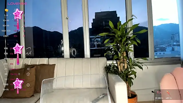 Snapshot of Megan_Lim chatting on 21, 1, 2025 Megan Lim online show from 21, 1, 2025