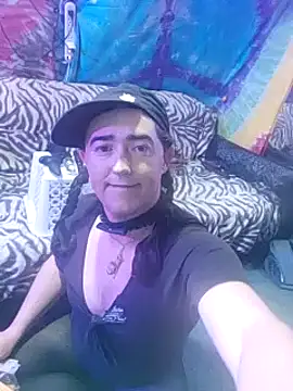 Boo-boo kittyfux online show from 14, 1, 2025