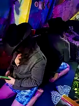 Boo-boo kittyfux online show from 18, 2, 2025