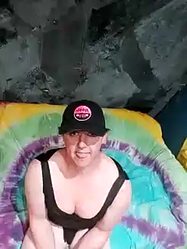 Boo-boo kittyfux online show from 12, 3, 2025