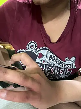 Snapshot of sissarahotty chatting on 2, 3, 2026 sissarahotty online show from 2, 3, 2026