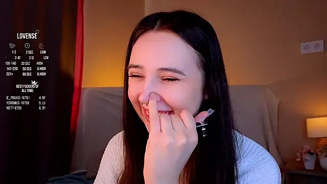 Snapshot of GillianDowdey chatting on 7, 10, 2025 GillianDowdey online show from 7, 10, 2025