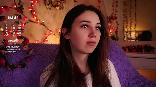 Snapshot of GillianDowdey chatting on 19, 12, 2025 GillianDowdey online show from 19, 12, 2025