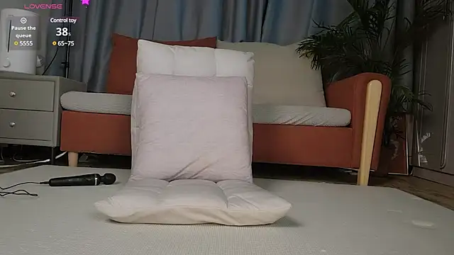 Snapshot of Youth3_ chatting on 12, 1, 2025 Youth3 online show from 12, 1, 2025