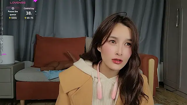 Snapshot of Youth3_ chatting on 14, 1, 2025 Youth3 online show from 14, 1, 2025