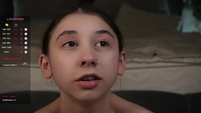 AislyEmbury online show from 21, 2, 2025