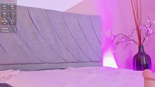 aprildreams19 online show from 9, 1, 2025