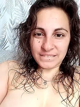 Snapshot of ShelaDiass chatting on 11, 10, 2025 ShelaDiass online show from 11, 10, 2025