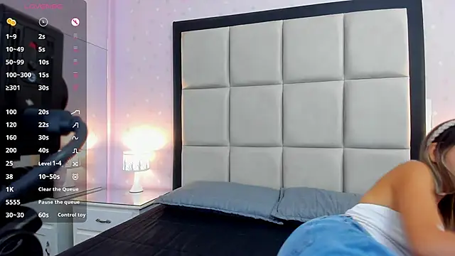 pauliCarter online show from 7, 10, 2025