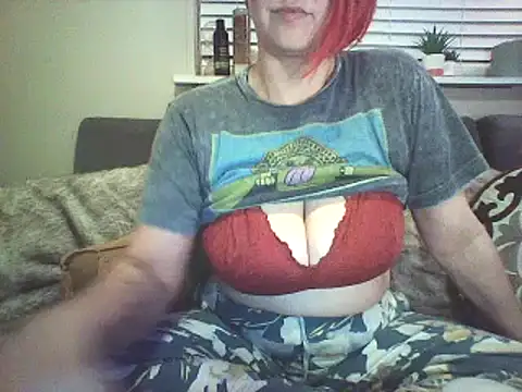 Big-Tits-McGee online show from 5, 1, 2025