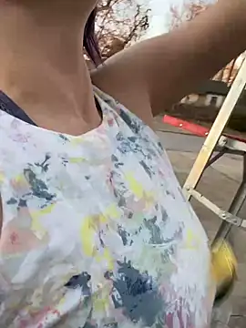 Big-Tits-McGee online show from 3, 2, 2025