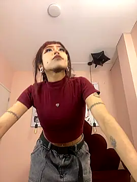 Snapshot of Violetta_Suky chatting on 26, 11, 2025 Violetta Suky online show from 26, 11, 2025