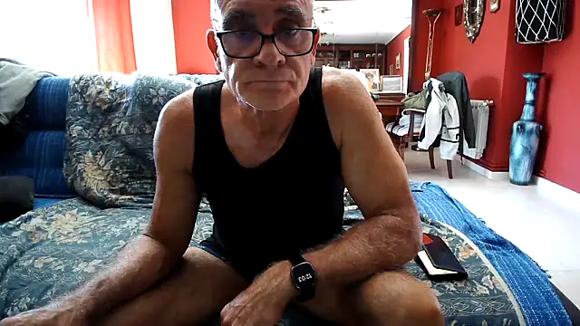Snapshot of maduroguapo chatting on 19, 4, 2026 maduroguapo online show from 19, 4, 2026