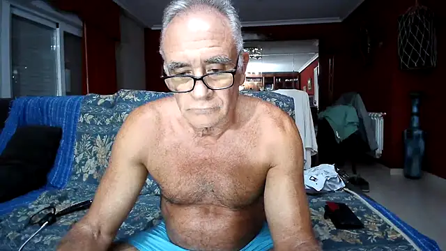 Snapshot of maduroguapo chatting on 13, 5, 2026 maduroguapo online show from 13, 5, 2026