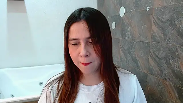 Snapshot of Heidy_Wells chatting on 13, 11, 2025 Heidy Wells online show from 13, 11, 2025