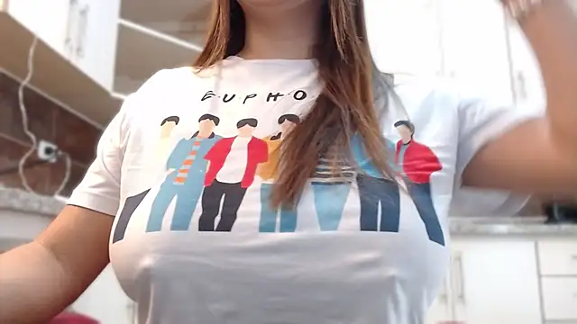 Snapshot of Heidy_Wells chatting on 18, 11, 2025 Heidy Wells online show from 18, 11, 2025