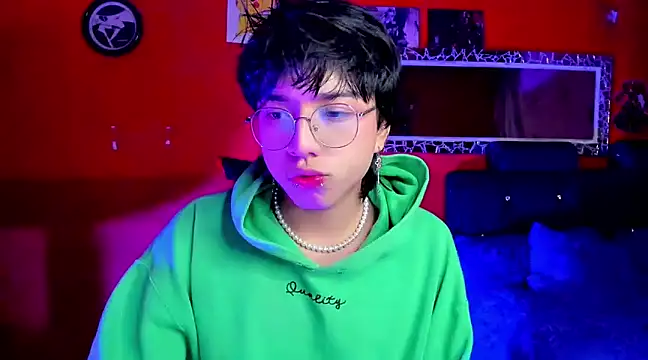 Snapshot of AnggelONfiree chatting on 15, 2, 2025 AnggelONfiree online show from 15, 2, 2025