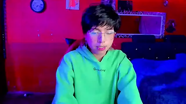 Snapshot of AnggelONfiree chatting on 9, 3, 2025 AnggelONfiree online show from 9, 3, 2025