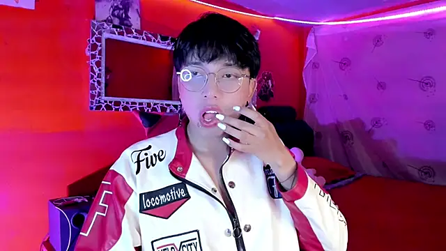 Snapshot of AnggelONfiree chatting on 27, 9, 2025 AnggelONfiree online show from 27, 9, 2025