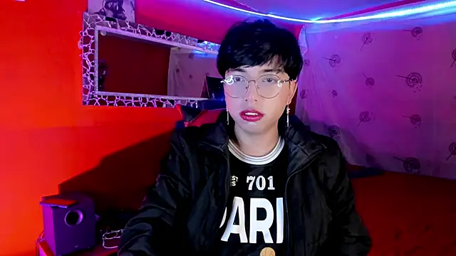 Snapshot of AnggelONfiree chatting on 10, 10, 2025 AnggelONfiree online show from 10, 10, 2025