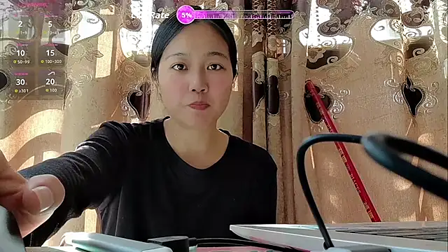 Snapshot of luoxuwen chatting on 16, 11, 2025 luoxuwen online show from 16, 11, 2025