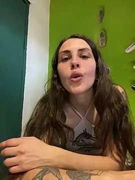 Snapshot of isadelasestrellas chatting on 15, 7, 2026 isadelasestrellas online show from 15, 7, 2026