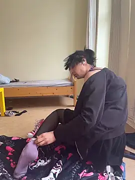 egirl711 online show from 9, 2, 2026