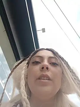 madelaine- online show from 21, 10, 2025