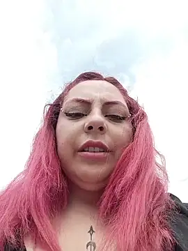 Snapshot of madelaine- chatting on 5, 6, 2026 madelaine- online show from 5, 6, 2026