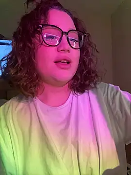 DaisyBooom online show from 25, 2, 2025