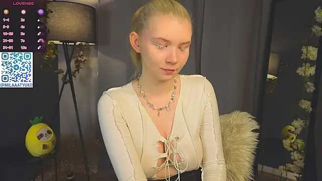 DaisyElmers online show from 21, 1, 2025