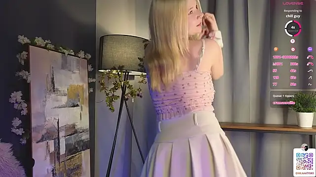 DaisyElmers online show from 1, 2, 2025