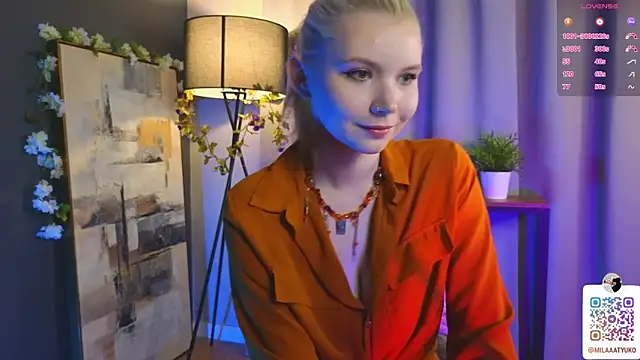 DaisyElmers online show from 3, 2, 2025