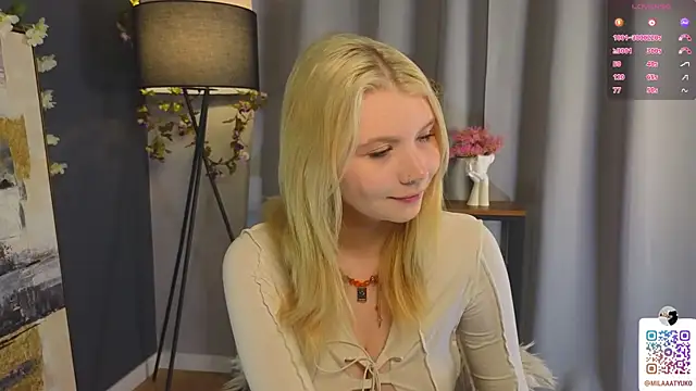 DaisyElmers online show from 8, 2, 2025