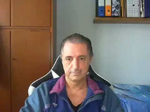 Snapshot of lliuk70mi chatting on 8, 2, 2025 lliuk70mi online show from 8, 2, 2025
