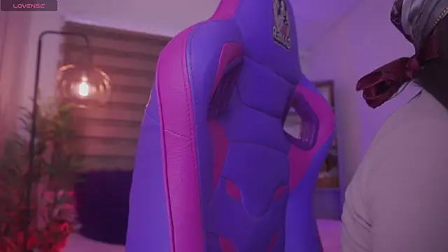 milly kenner online show from 21, 11, 2025