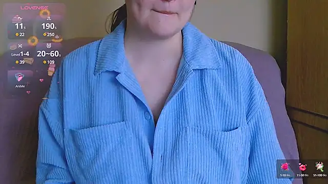 ChubbyMaia online show from 10, 2, 2025