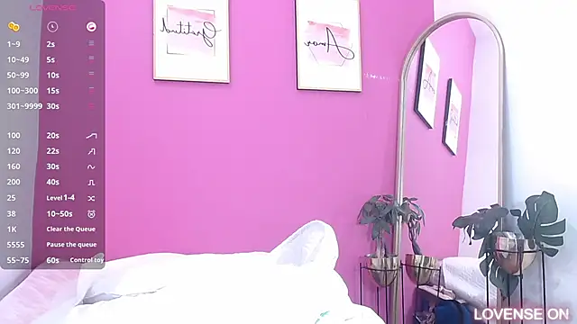 Snapshot of littleebonymommy chatting on 18, 3, 2025 littleebonymommy online show from 18, 3, 2025