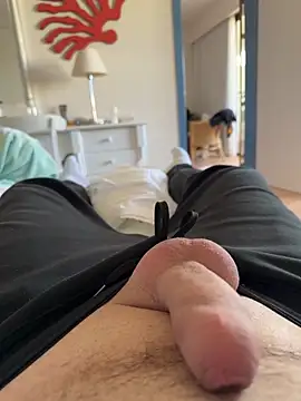 Snapshot of Gartengolem chatting on 9, 3, 2025 Gartengolem online show from 9, 3, 2025