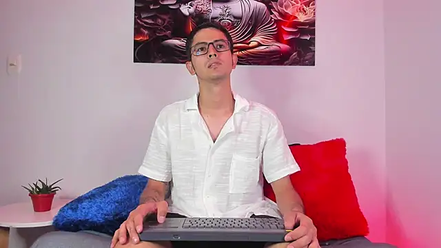 Snapshot of Ethan_Sai___ chatting on 14, 2, 2025 Ethan Sai online show from 14, 2, 2025