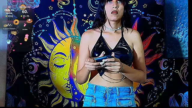 Snapshot of Angel-dust09 chatting on 30, 10, 2025 Angel-dust09 online show from 30, 10, 2025