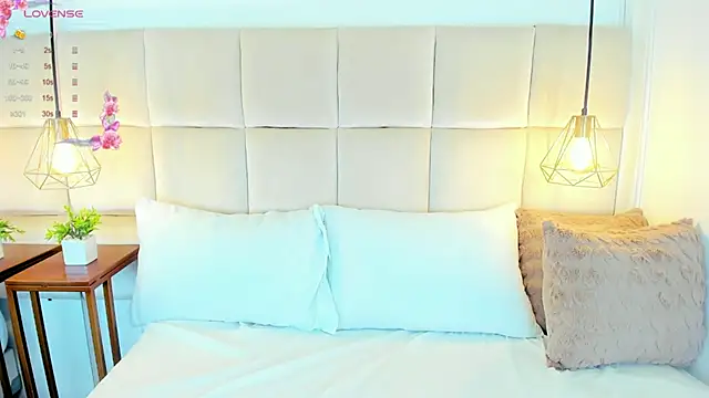 Snapshot of LinaGlam chatting on 27, 12, 2024 LinaGlam online show from 27, 12, 2024