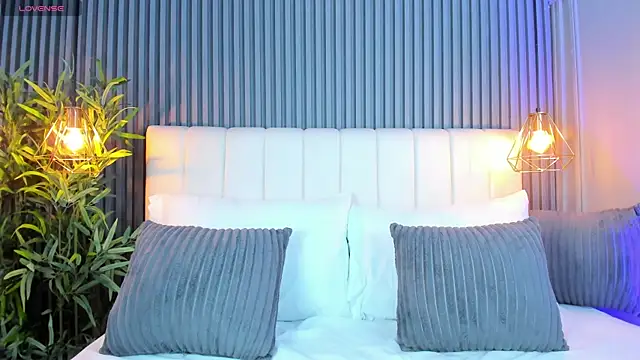 Snapshot of LinaGlam chatting on 25, 9, 2025 LinaGlam online show from 25, 9, 2025