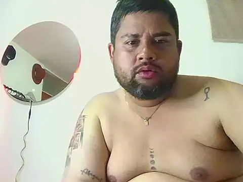 GABRIELGARCIA1313 online show from 22, 6, 2026