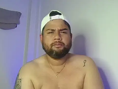 GABRIELGARCIA1313 online show from 2, 7, 2026